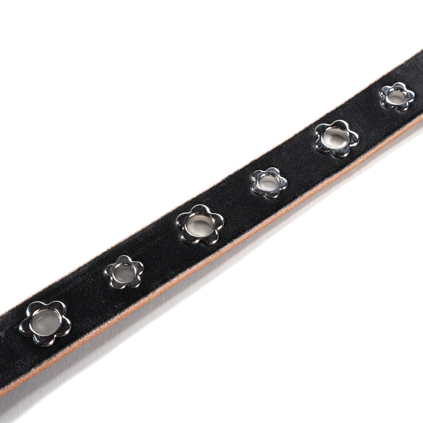 Only 86.00 usd for OUR LEGACY 2CM BELT FLOWERS ON BLACK LEATHER